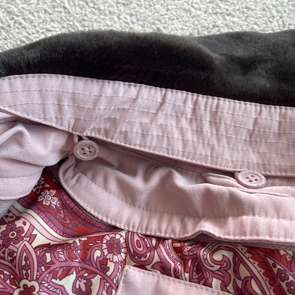 ๐5 for $25 Pink London Fog trench coat with fur detail - Picture 6 of 11